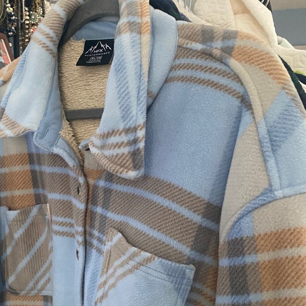 Cozy Plaid Utility Jacket in Blue and Tan - Picture 3 of 6